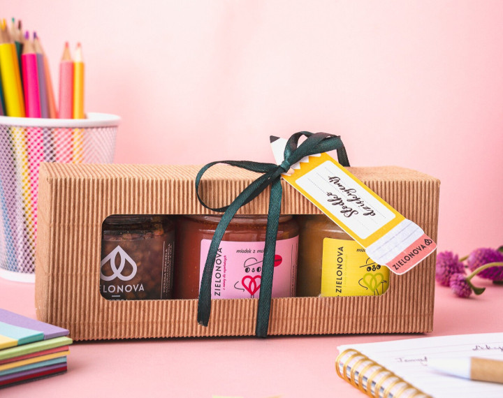 Mały zestaw trzech miodków