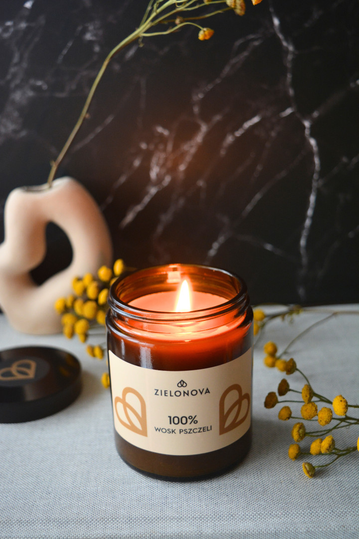 Świeca z wosku pszczelego