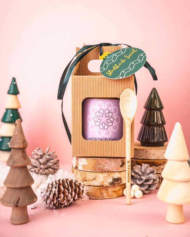 Miód w ozdobnym kartoniku z łyżeczką